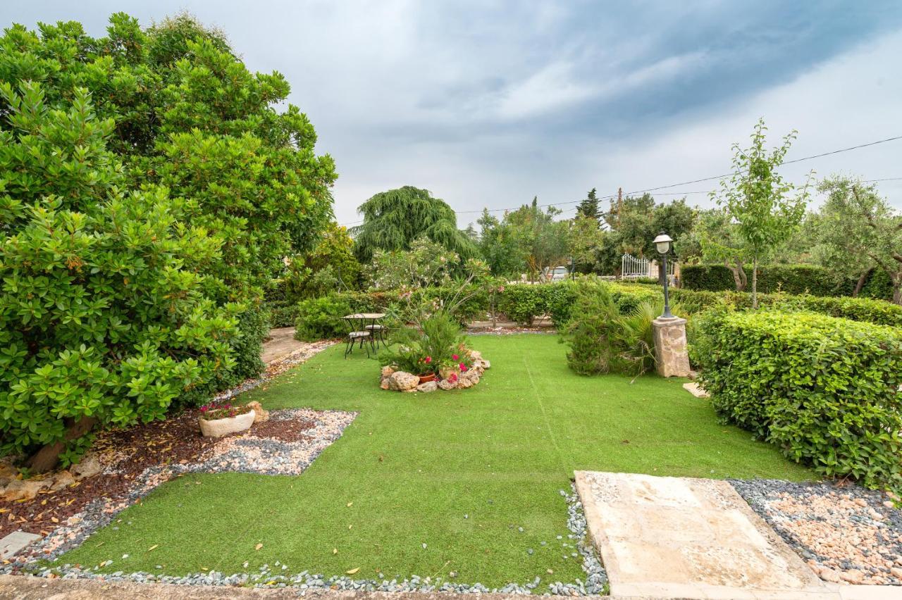 Trullo Il Focolare In Masseria Cisternino Zewnętrze zdjęcie